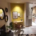 Apartamenticos 98 *