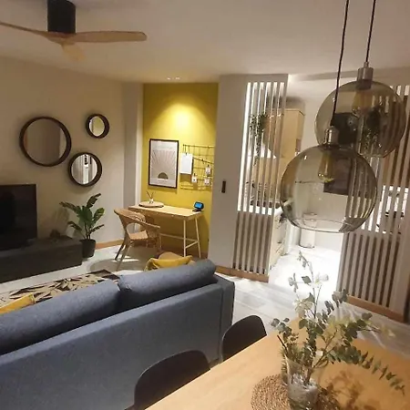 Apartamenticos 98 아파트 사라고사